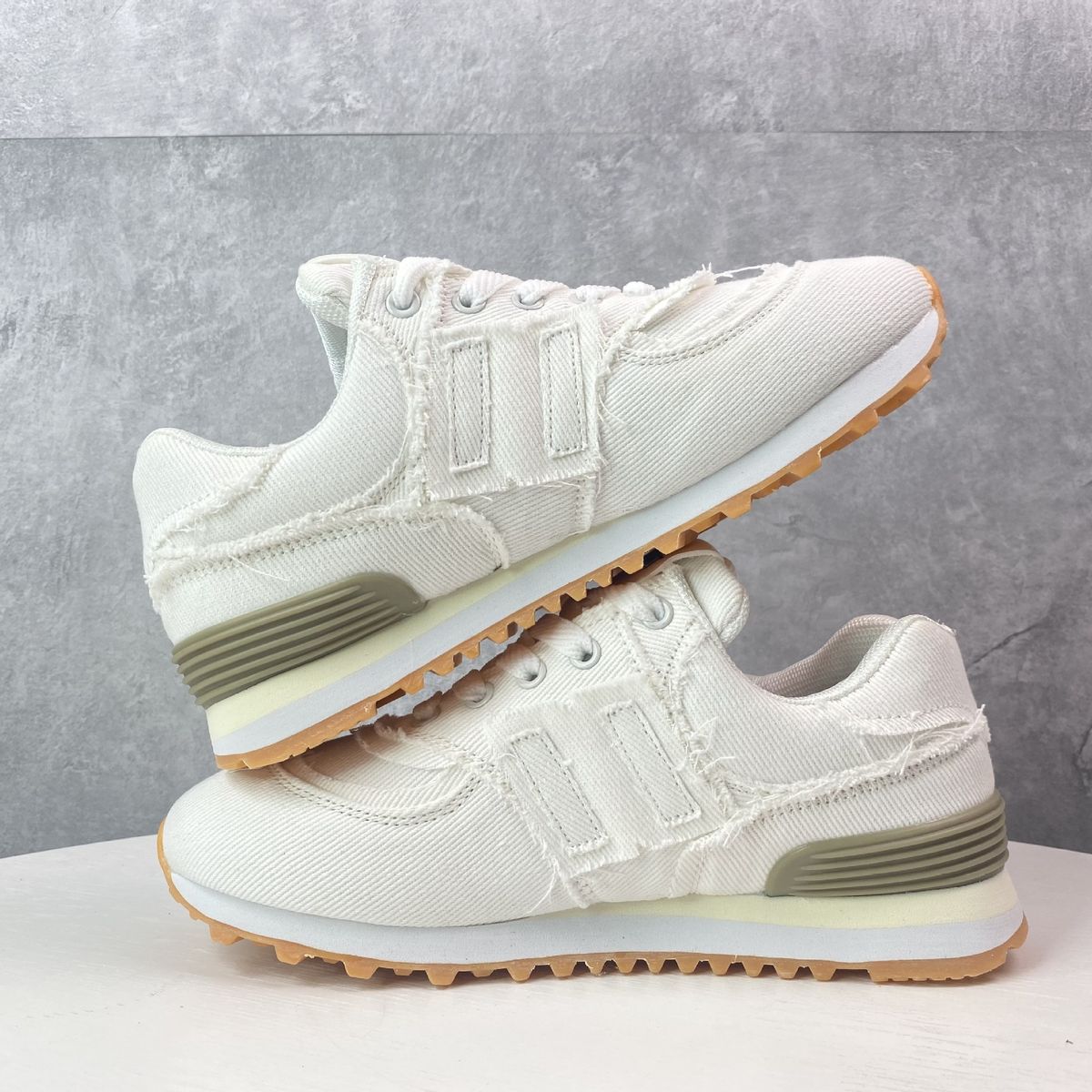 Co-branded Tassel Forrest Gump Waffle Shoes For Men And Women, Summer New Breathable Canvas Lace-up Jogging Sneakers,_vogvips.com