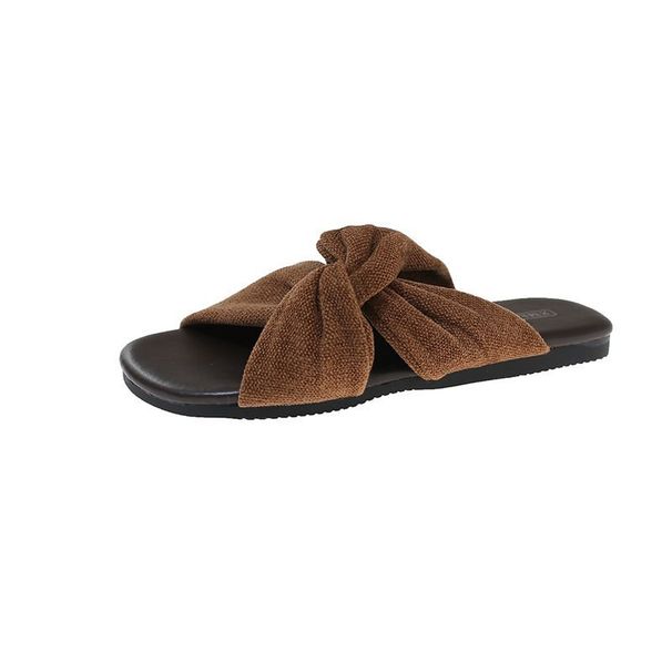 Flat-soled Casual 2026 Soft-soled Outdoor Vacation New Anti-slip With Cross Straps, Retro Style Summer Slip-on Sandals_vogvips.com