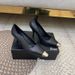 Rose Park Chae Young Same Style Iron High Top Quality Heels Designer Women's Flat Shoes Thin Heel 2022 Spring New Square Toe Patent Leather Shallow Mouth Single_vogvips.com