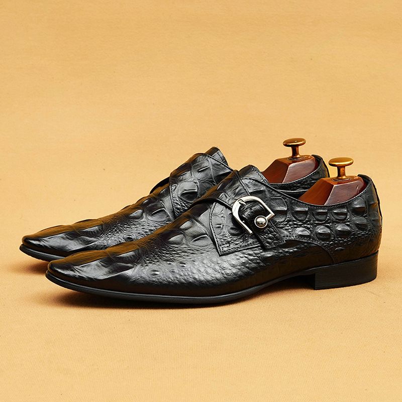 Men's leather shoes crocodile print men's shoes British formal leather shoes Business shoes_vogvips.com