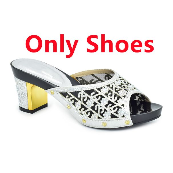 The party with high heels hot diamond pattern round head wearing sandals with a pie bag bag shoes bag set_vogvips.com