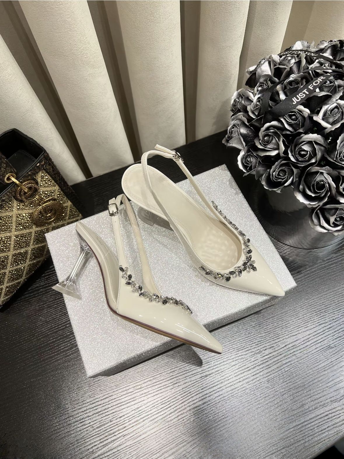 Edition ~ Gentle Style Rhinestone Pointed Toe Sandals 2025 Spring New Closed-Toe Stiletto Dress Versatile High Heels_vogvips.com