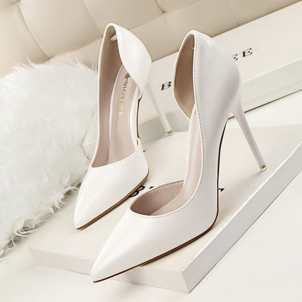 638-5 Korean Style Fashion Simple Stiletto Patent Leather Shallow Mouth Pointed Toe Hollow Sexy Slimming High Heels_vogvips.com
