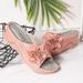 Women's Oversized Sandals With Woven Flower Wedge Heels For Women Wearing Women's Shoes Outside_vogvips.com