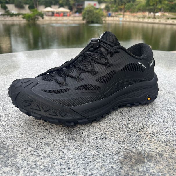 2025 Summer Men's Hiking New Outdoor Breathable Non-Slip Mesh Sports Trail Climbing Shoes_vogvips.com