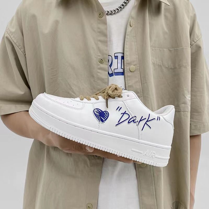 ShoeVault New Niche Design Graffiti Sneakers Couple Versatile Student Retro Men's Casual Sports Women's White Shoes_vogvips.com