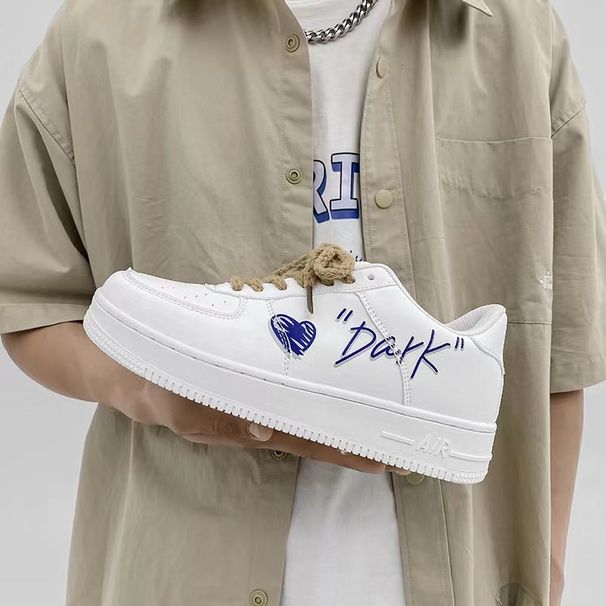 ShoeVault New Niche Design Graffiti Sneakers Couple Versatile Student Retro Men's Casual Sports Women's White Shoes_vogvips.com