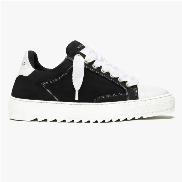 Sports And Leisure Shoes For Couples, Denim Perforated Thick Soled Board Shoes_vogvips.com