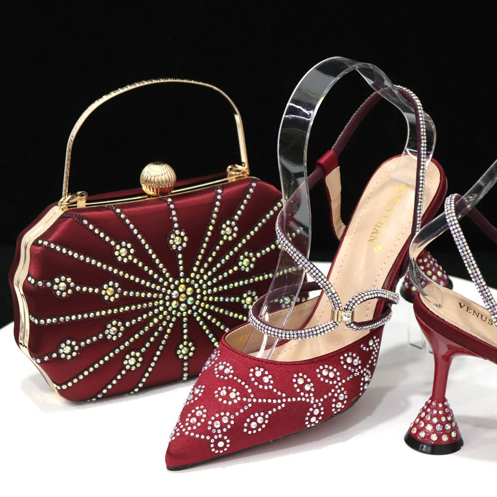 Women's Shoes Classic And Versatile Black Women's Pointed Shoes With Diamond Handbags And French Small Square Box Bags_vogvips.com