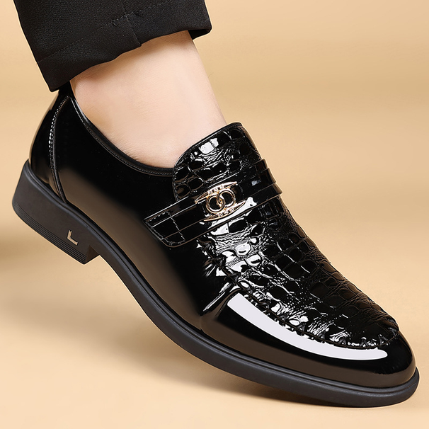 Euro Step Hair Stylist Glossy Shoes Summer Autumn Versatile Men's Loafers Social Korean Version Patent Leather Casual Men_vogvips.com