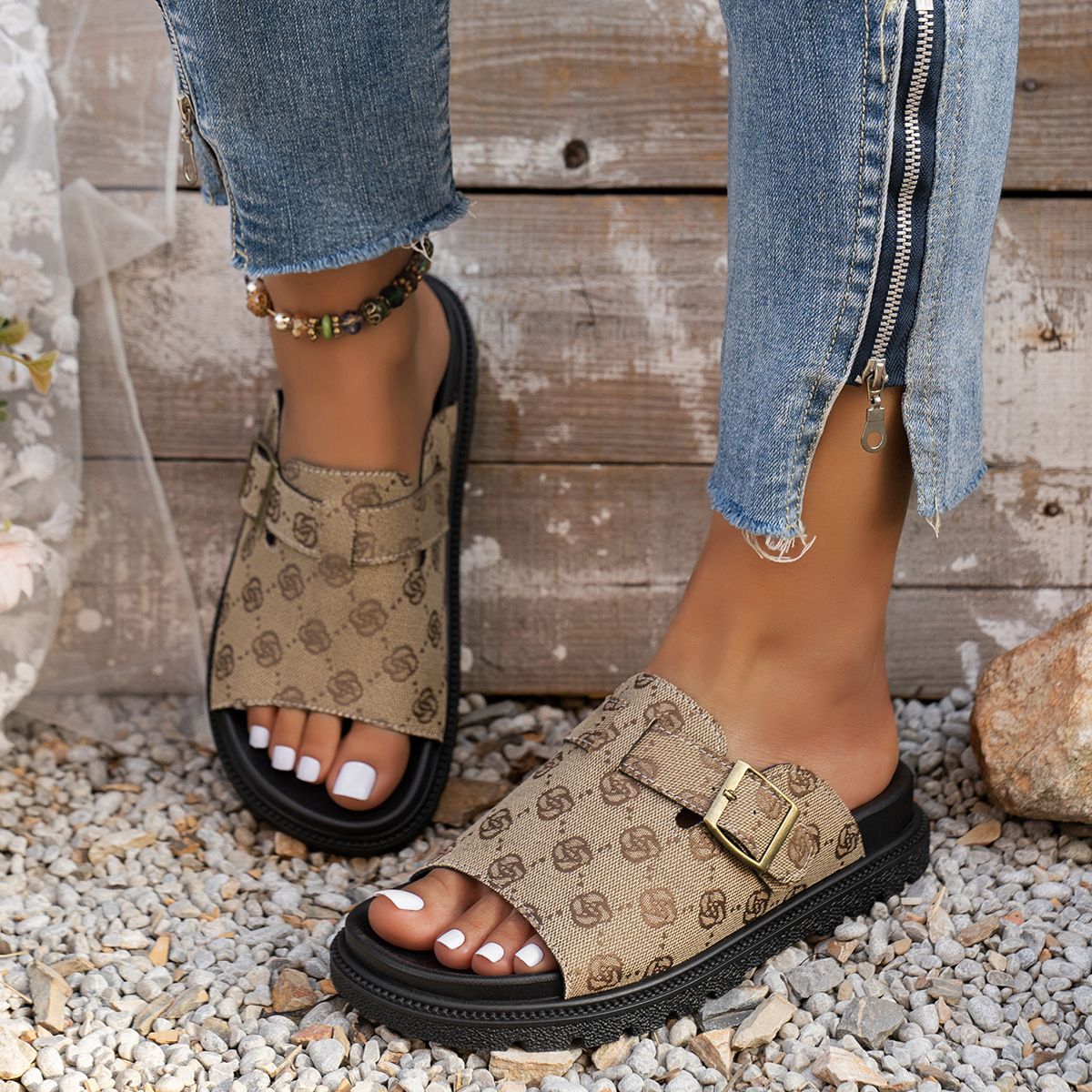Plus Size Women's Flat Slide Sandals With Buckle Strap Thick Sole Roman Style Summer Casual Footwear Slip On, Buckle, Roman Sandals._vogvips.com