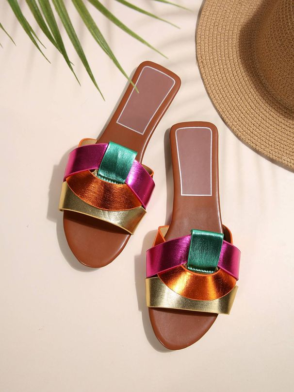 A New Beach Square Head Woven Cross Flat Women Sandals Slippers_vogvips.com