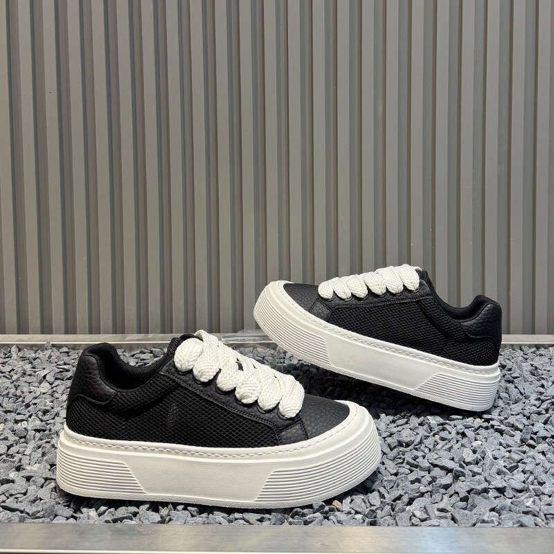 White Sneakers Fashionable Casual Style Lace Up Low Top Versatile Trendy Men's Shoes New Spring Styles_vogvips.com