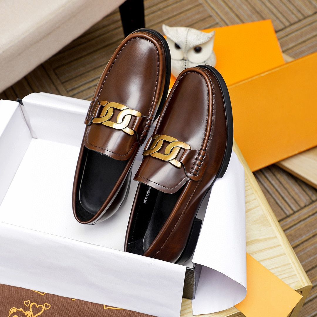 New British Style High-End Men's Leather Glossy Business Formal Black Casual Loafers_vogvips.com
