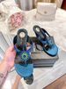 Retro Flower Rhinestone Thong Heeled Sandals Blue_vogvips.com