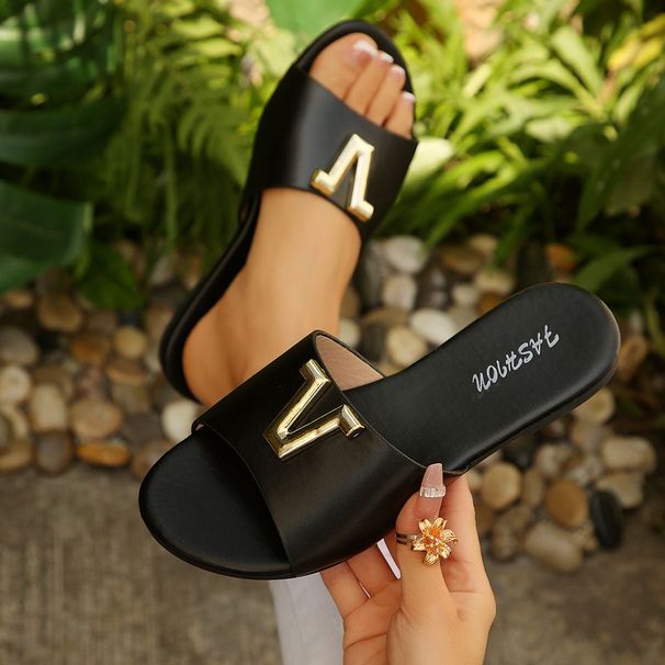 2026 New Women's Flat With Metal Buckle Versatile Anti Slip Beach One Line Cool Slippers_vogvips.com