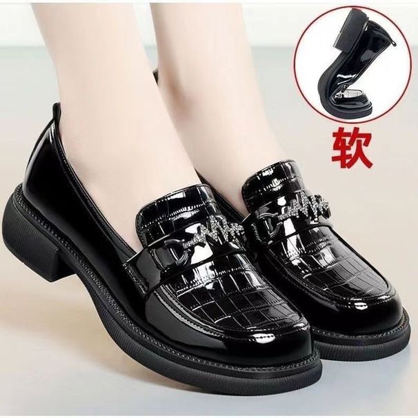 2025 Autumn British Style Shiny Loafers New Fashion Rhinestone Soft Sole Shallow Low-Heel Leather Shoes_vogvips.com