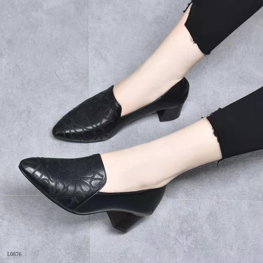 2024 Deep Mouth Pointed Toe Fashion Mid-Heel Work Internet Celebrity Hot-Selling Wedge Spring And Autumn Embroidered_vogvips.com