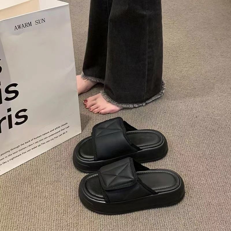 2026 New Women's Summer With Velcro For Outerwear Thick Sole Versatile Beach Slippers_vogvips.com