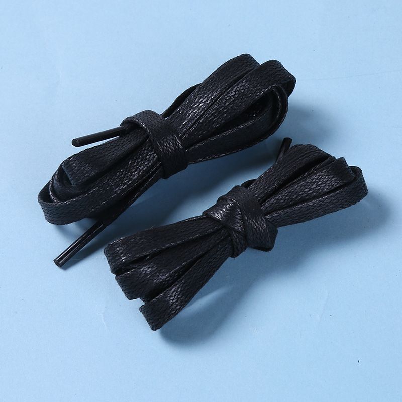 Men's and women's leather shoes matching black and white classic LACES_vogvips.com