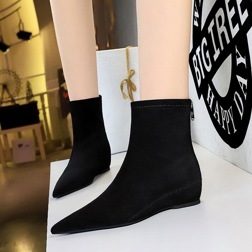Low-heeled Women's Boots Low-heeled Wedge Inner Height Increase Pointed Pedicure Thin Suede Short Boots_vogvips.com