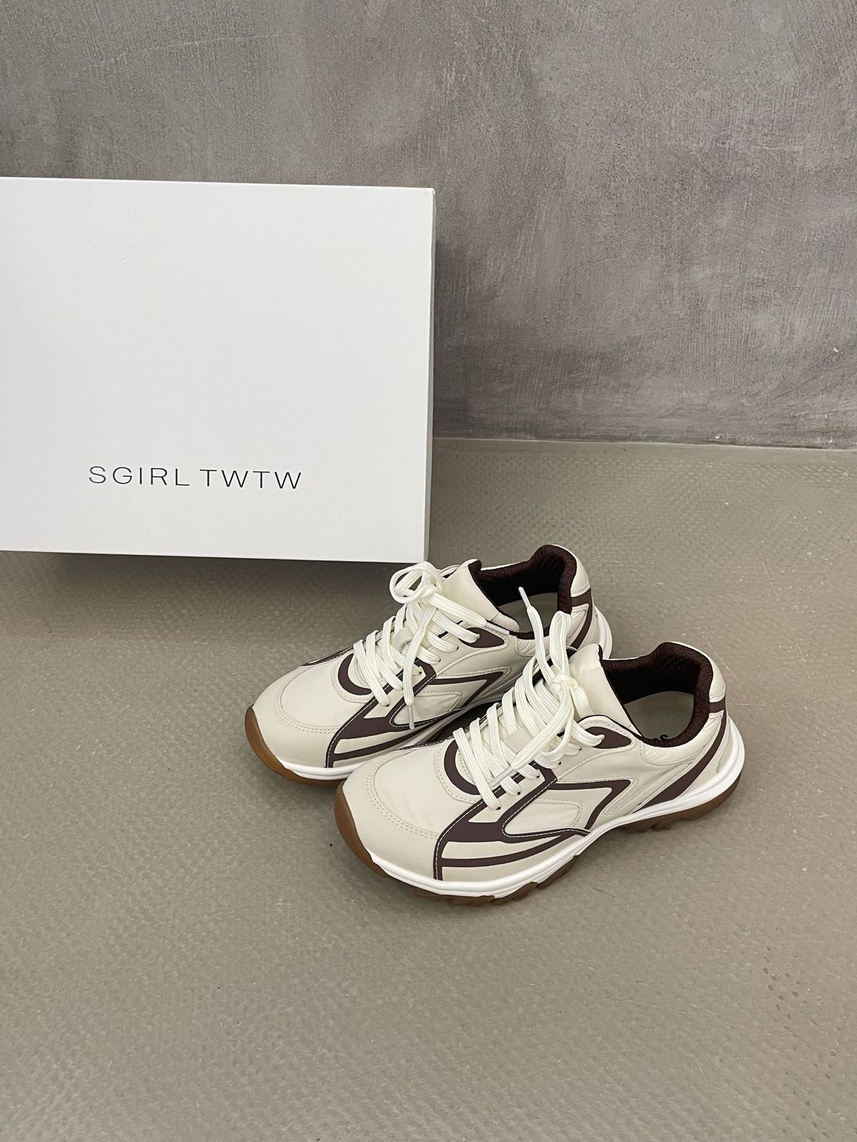 lightweight SGIRL TWTW Thick-soled Dad Shoes For Women, 2026 New Model Outdoor Sports Hiking Casual German Training Women,_vogvips.com