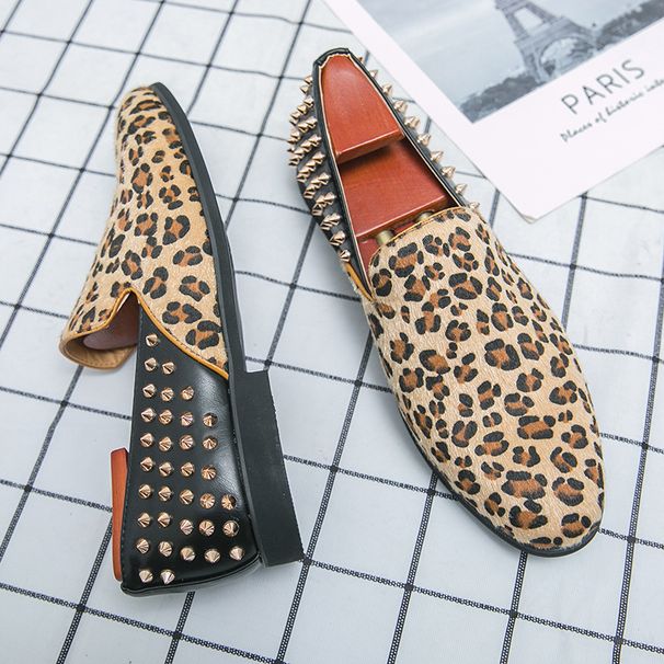 2025s Trendy Men's Leopard Print British Style Loafers Fashionable Studded Slip-On Shoes For Nightclubs_vogvips.com