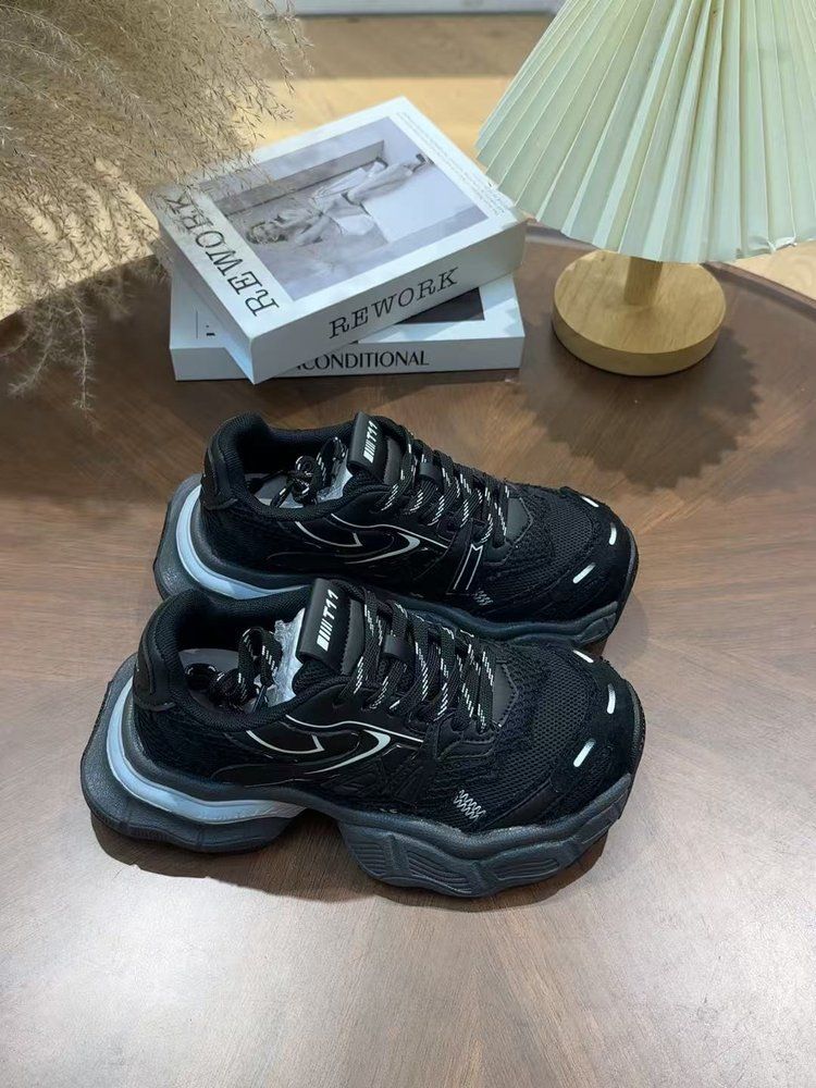 Women's Chunky Sneakers Versatile Height Increasing Thick Soled Lightweight Casual Shoes That Make Feet Look Smaller 2026 New Style_vogvips.com