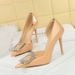 638-K63 Banquet High Thin Heels, Lacquer Leather, Shallow Mouth, Pointed Side Hollow Square Metal Buckle, Water Diamond_vogvips.com