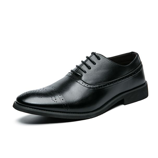 New Black And White Color-block Carved Brick Men's Shoes For Men's Business Leather British Derby Shoes Pointed Toe Banquet Wedding Leather Shoes_vogvips.com