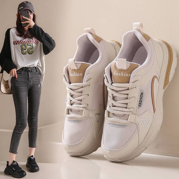 Glam Step Chic Comfort Sneakers_vogvips.com
