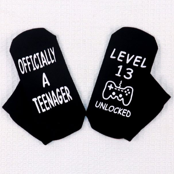 Game socks mid-tube socks casual sports cotton socks sole letter non-slip adhesive socks_vogvips.com