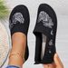 Old Beijing Summer Breathable Embroidered Women's Cloth Shoes Slip-On Flat Soft Sole Comfortable Casual Mother Shoes_vogvips.com