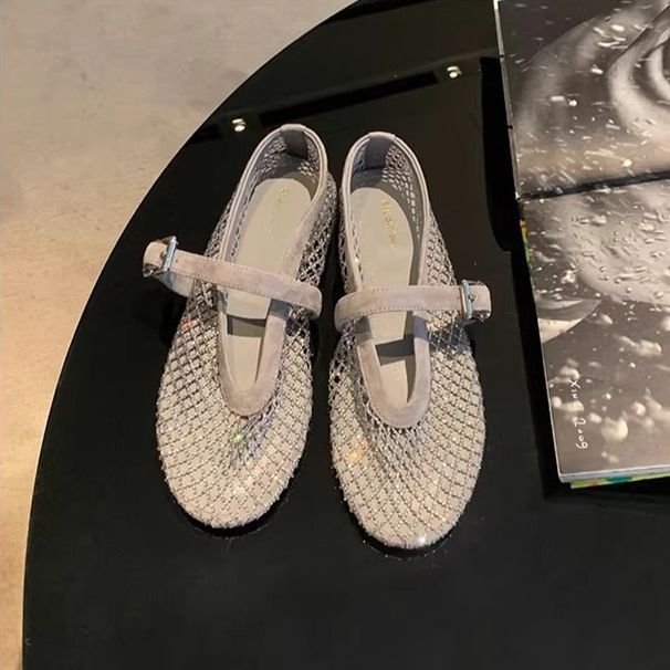 Grape Mom's Same Style: Sparkling Diamond Hollow Fishnet Mary Jane Sandals With A Single Strap, New Spring/summer 2026_vogvips.com