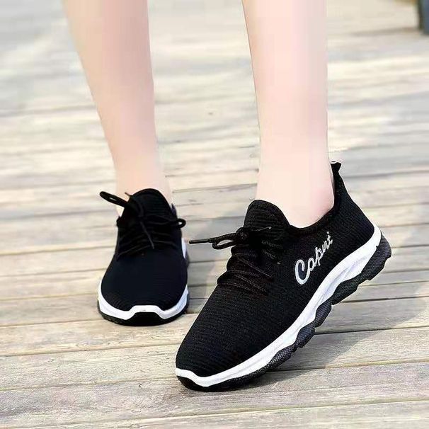Old Beijing Women's Canvas Shoes Casual Sports Walking Spring 2026 Style Summer Street Vendor Wholesale New_vogvips.com