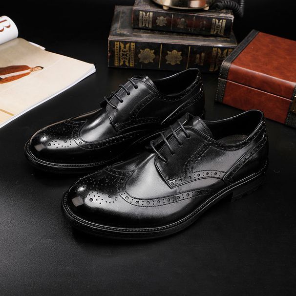 Plus-size leather shoes Business dress leather shoes for men British vintage wash horse Leather wedding shoes_vogvips.com