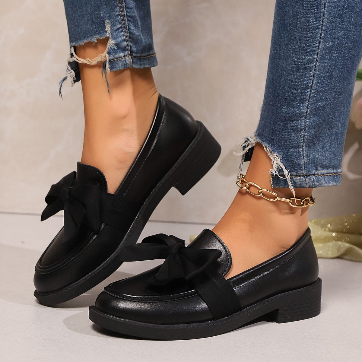 New Vintage Black Small Leather Shoes For Women With Chunky Heels And Platform Academy Bow Loafers_vogvips.com