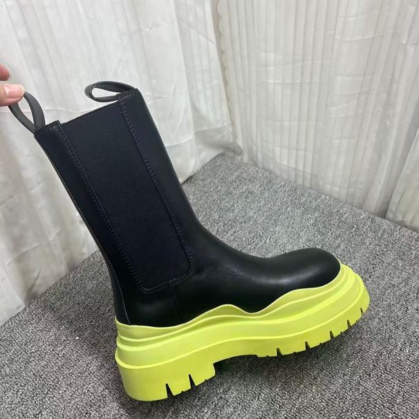 Women's Thick-soled Martin 2026 New Model, Height-increasing And Slimming, Chimney-style Short Boots, Large Size,_vogvips.com