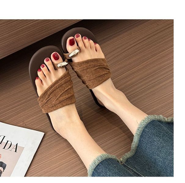 Gentle Romantic Style~! Luxurious Pleated For Women To Wear Outside In Summer 2026, Flat-soled, Unique And Stunning_vogvips.com