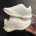 New Classic - Mesh Material Buffer Lightweight Breathable Outdoor Casual Running Shoes_vogvips.com
