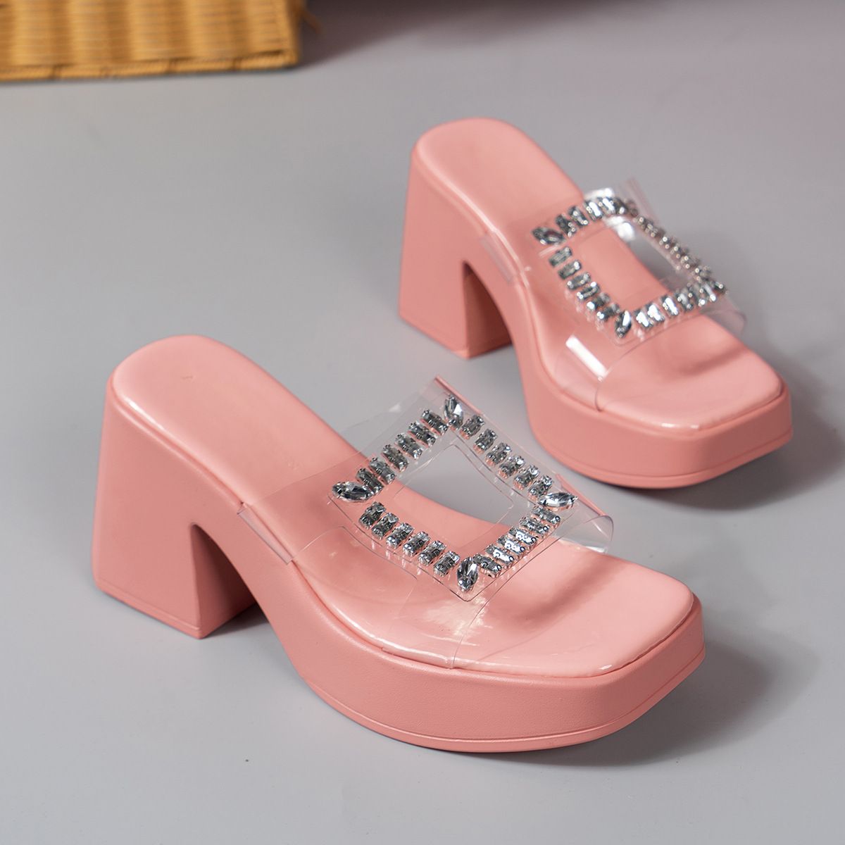 The New Fashion Sequin One-line Rhinestones All Over The Platform Fashion High Heels Sandals_vogvips.com
