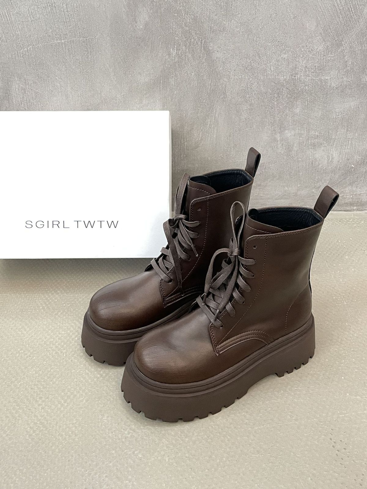 TWTW British SGIRL Style Platform Thick-Soled Ankle For Women 2026 New Model Scratched Finish Motorcycle Martin Boots_vogvips.com