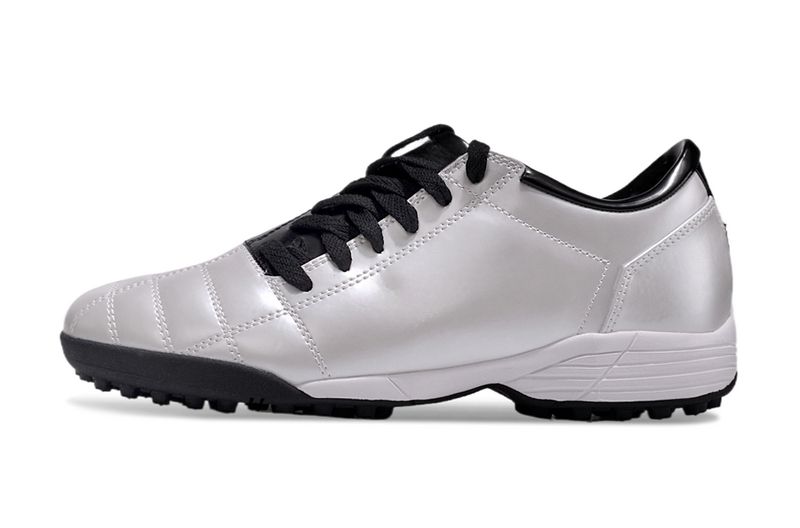 Sports Comfortable Fashion Lightweight Cushioned Round Head Football Shoes_vogvips.com