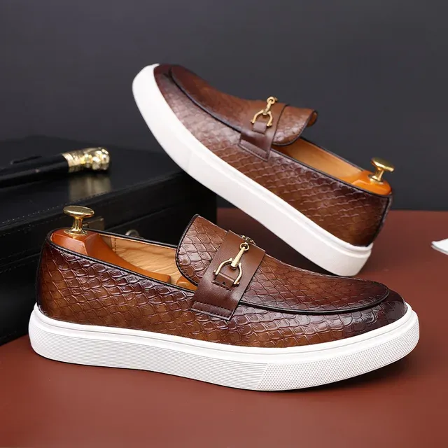 Fashion Men's Casual Emed Leather Men Classic Buckle Loafers Mens Slip-on Board Shoes Outdoor Driving Flats_vogvips.com