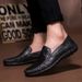 New breathable bean shoes men's casual men's foot set lazy shoes men's shoes_vogvips.com