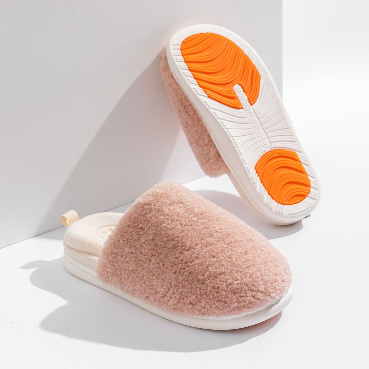 Autumn And Winter Couple Warm Cotton Mop Removable And Washable Thick Sole Non-slip And Comfortable Fluffy Home Shoes Warm Cotton Slippers_vogvips.com
