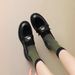 In Stock 2913 Soft Leather French Retro Gold Coin British Style Slip-on Loafers For Women, Spring Shoes_vogvips.com