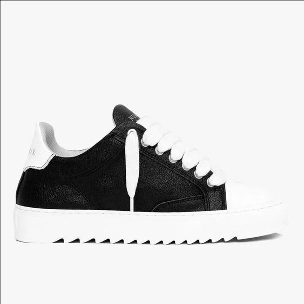 Classic Retro Low Top Sneakers Trendy Fashion Numeris Versatile Height Increasing Casual Sports White Shoes For Couples In Stock_vogvips.com