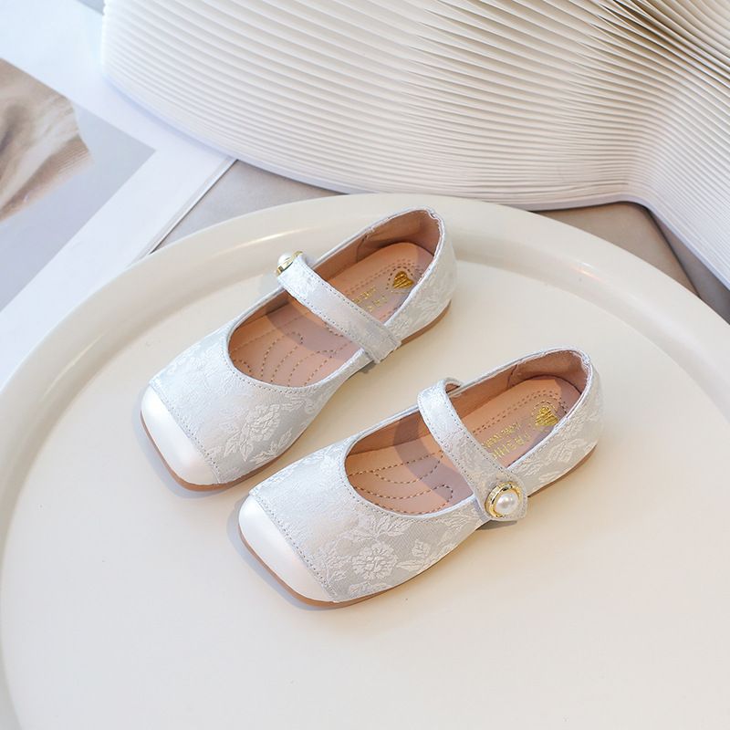 Girls' Chinese Embroidered Silk Shoes – Elegant Hanfu Princess Flats For Toddler & Kids (Black/Cream, Breathable PU Lining & Anti-Slip Sole)_vogvips.com