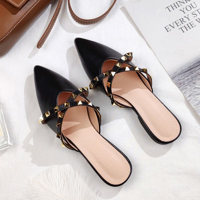 Summer New Baotou Half Cool Tuo Women's Pointed Flat Bottom Riveted Outward Wearing Lazy Muller Shoes Small Size 32-33_vogvips.com